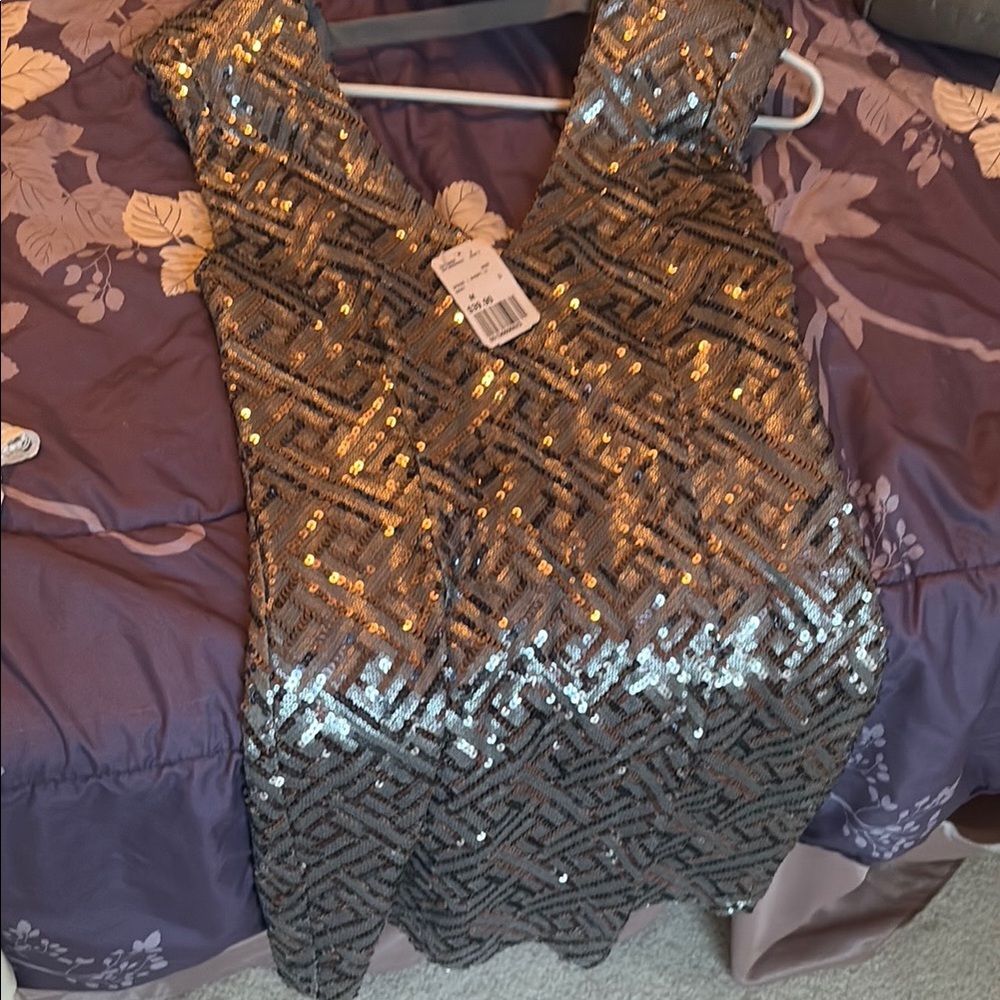 Forever 21 Gold and Black Sequin Mini Dress